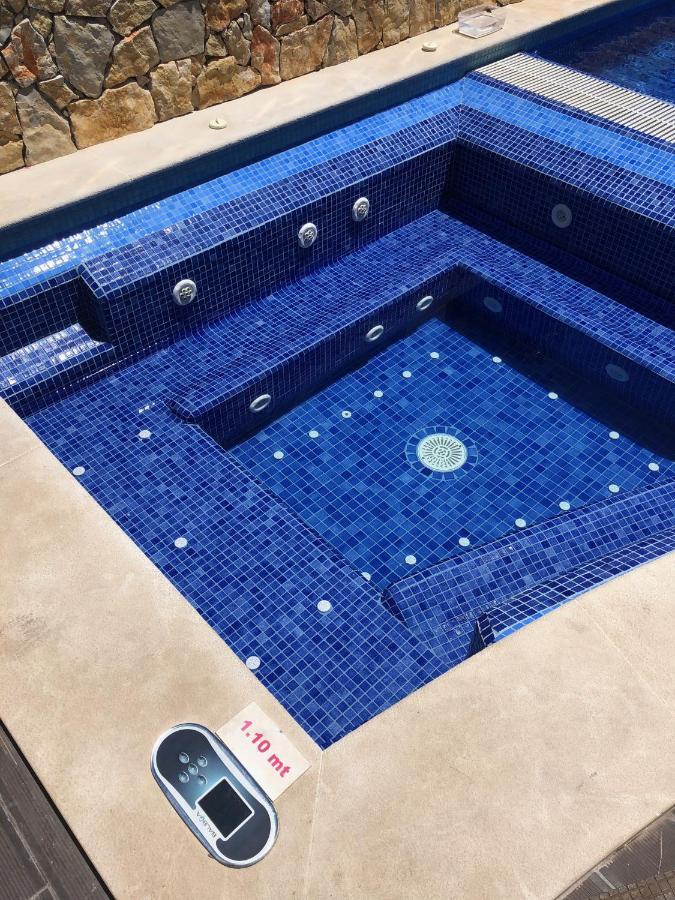 Full Private 300Sqm Villa Jacuzzi Heated Pool Ideal & Quiet Location Albufeira Zewnętrze zdjęcie