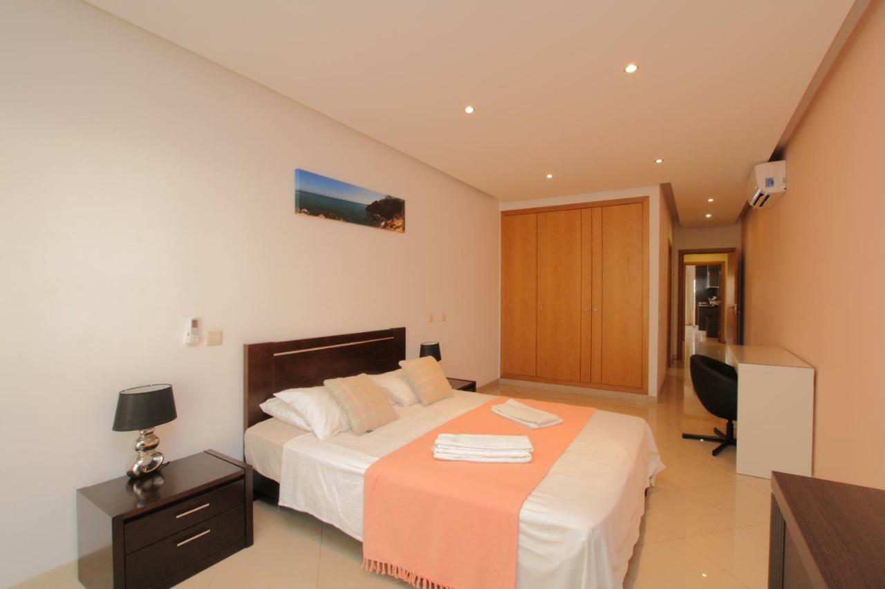 Full Private 300Sqm Villa Jacuzzi Heated Pool Ideal & Quiet Location Albufeira Zewnętrze zdjęcie